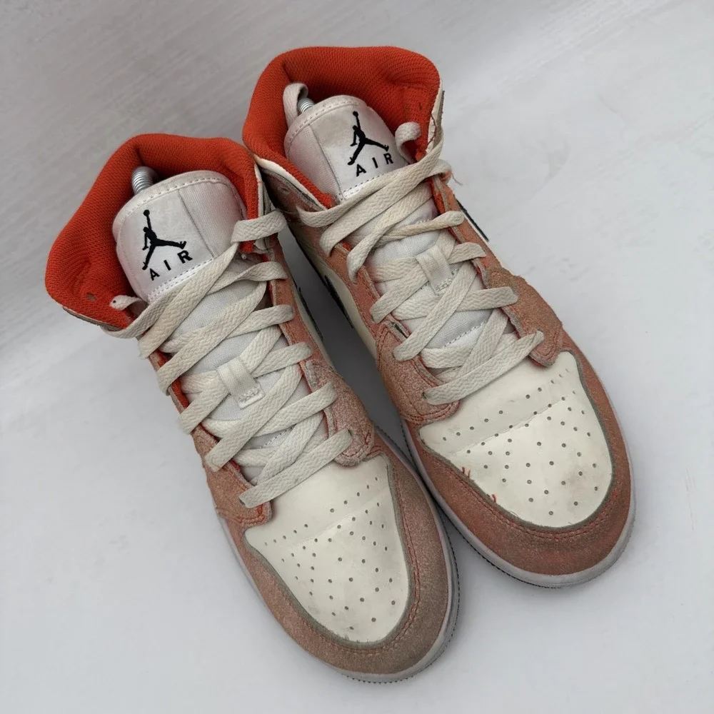 Nike Air Jordan 1 Mid Team Orange Black Sail White DV1336-800 Size 7 Y